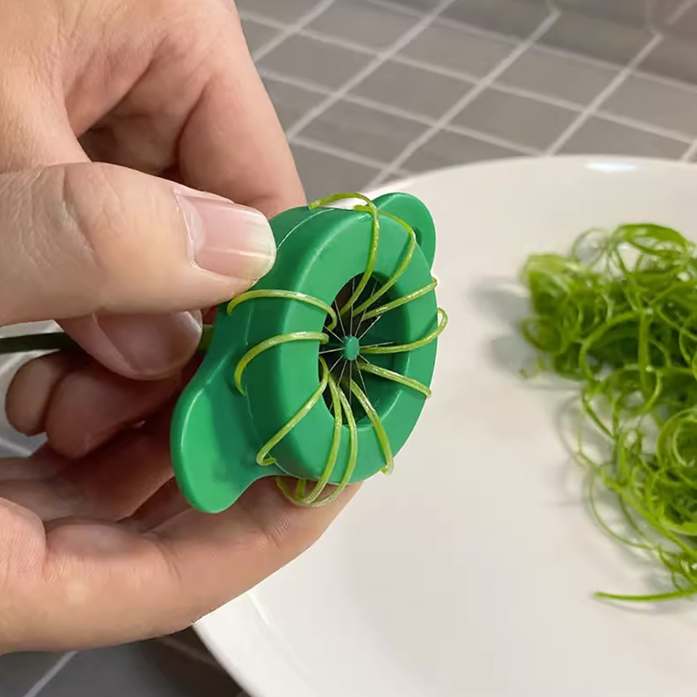 Household Kitchen Gadgets Vegetable Cutter Silk Cutter - Mini Cutter Onion Flower Cutter Shredded